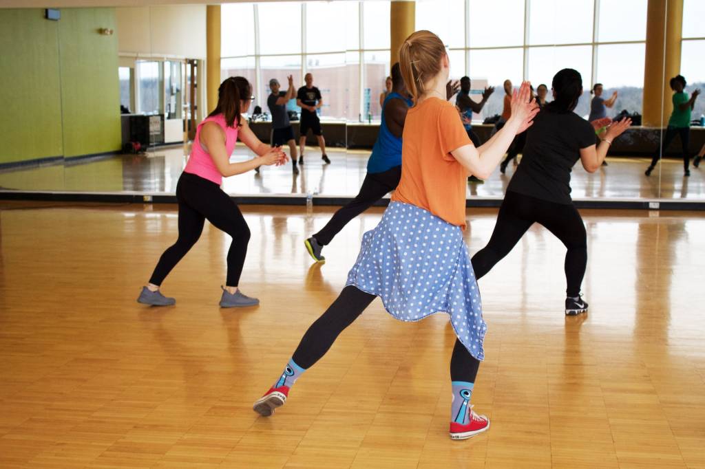 Posso entrar na área de dança fazendo o curso de Educação Física?