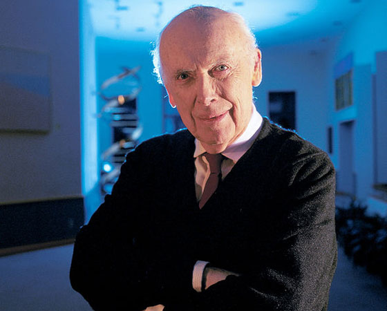 Foi o geneticista britânico James Watson (foto) quem desvendou a molécula de DNA, em parceria com Francis Crick. Mas, para isso, ele se utilizou de imagens feitas por sua colega Rosalind Franklin, que descobriu que a molécula era em formato de hélice - e foram reveladas indevidamente por um colega dela, em janeiro de 1953. Não meti a mão na gaveta e roubei. Elas foram mostradas a mim. Mas a verdade é que teríamos conseguido no outono. Havia dados suficientes, disse ele, que reconheceu a importância do evento para a descoberta que lhe rendeu o Nobel de 1962. Mas especialistas duvidam de que ele teria conseguido sozinho. Foi o geneticista britânico James Watson (foto) quem desvendou a molécula de DNA, em parceria com Francis Crick. Mas, para isso, ele se utilizou de imagens feitas por sua colega Rosalind Franklin, que descobriu que a molécula era em formato de hélice - e foram reveladas indevidamente por um colega dela, em janeiro de 1953. Não meti a mão na gaveta e roubei. Elas foram mostradas a mim. Mas a verdade é que teríamos conseguido no outono. Havia dados suficientes, disse ele, que reconheceu a importância do evento para a descoberta que lhe rendeu o Nobel de 1962. Mas especialistas duvidam de que ele teria conseguido sozinho.