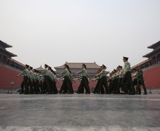 China - Clique em Leia Mais para conhecer os detalhes do país que mais cresce economicamente no mundo. China - Clique em Leia Mais para conhecer os detalhes do país que mais cresce economicamente no mundo.