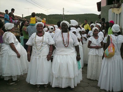 Estude as culturas negra e indígena no Brasil, políticas afirmativas, as situações das minorias e a inserção do negro após a abolição da escravidão.