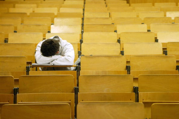 dormir-sala-aula.jpg
