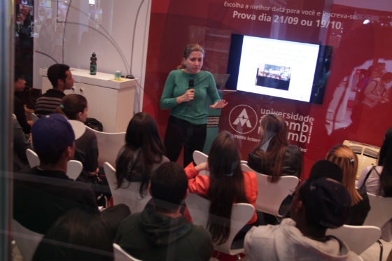 A Feira Guia do Estudante aconteceu entre os dias 29 e 31 de agosto no Expo Center Norte, em São Paulo. Foram três dias de palestras, mesas-redondas e bate-papos com profissionais, professores e personalidades. Além disso, dezenas de estandes de universidades ofereceram informações sobre seus cursos e atividades especiais.