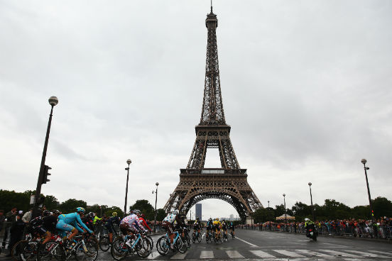 A capital da França aparece em primeiro lugar da lista pelo quarto ano consecutivo. Ela permanece nessa posição devido à qualidade das suas instituições de ensino e também pela qualidade de vida a baixo custo - apesar da sua reputação de lugar caro para se viver, as taxas estudantis são relativamente baixas, o que transforma a cidade em um lugar mais acessível quando comparada a outros lugares. Além disso, o mercado de trabalho parisiense é bastante sólido. (Imagem: Getty Images)