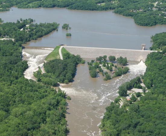 USO DA ÁGUA - Estude sobre os mananciais, o consumo, a Hidrelétrica de Belo Monte, o Mar de Aral e a transposição do Rio São Francisco.