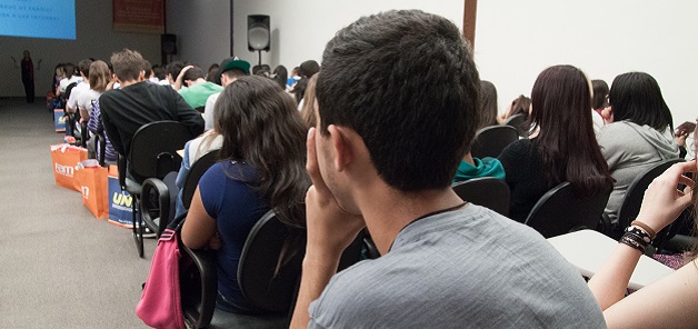 Autoconhecimento e informação como chave da escolha profissional