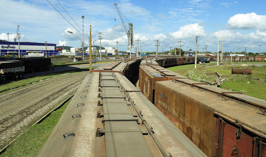 Sistema ferroviário brasileiro