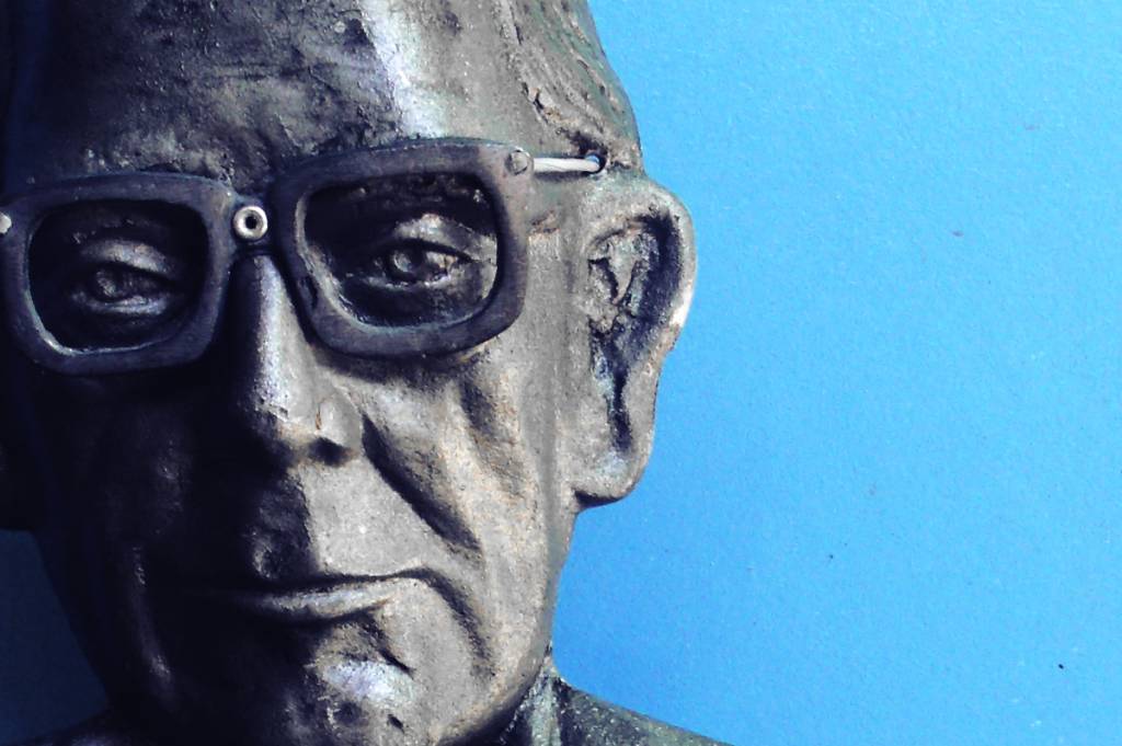 Alguma poesia: resumo e análise da obra de Carlos Drummond de Andrade