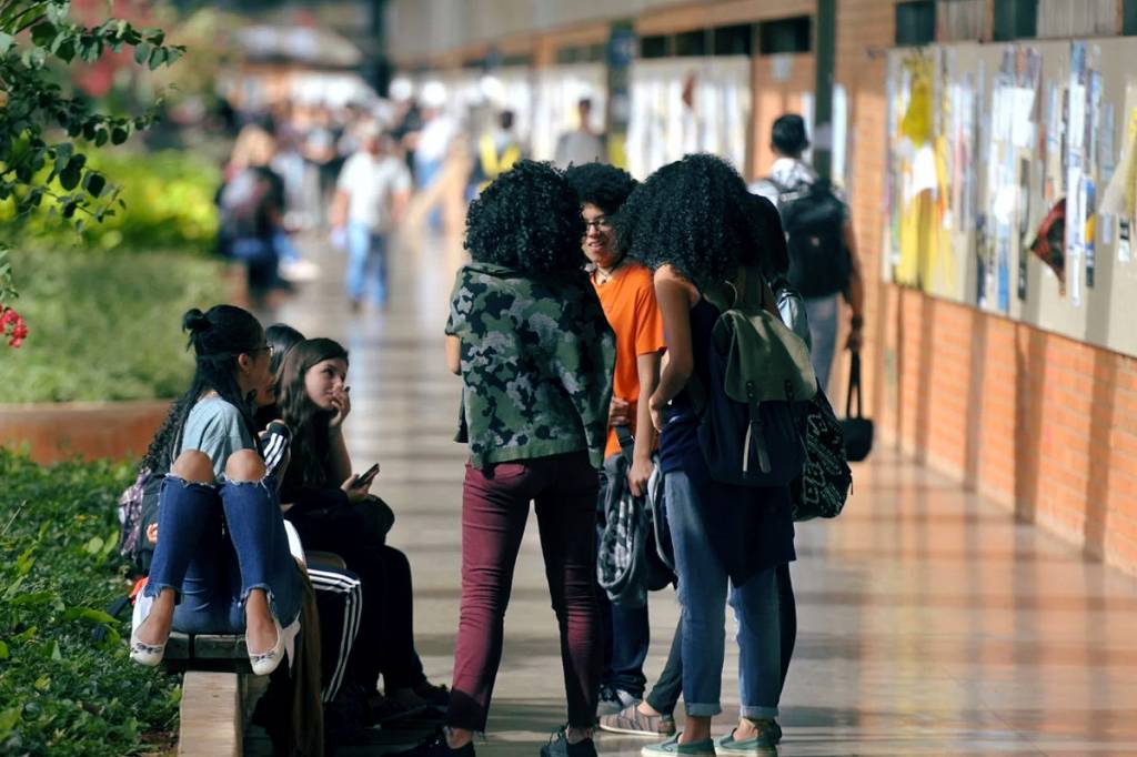 Metade da população é a favor das cotas raciais, aponta pesquisa