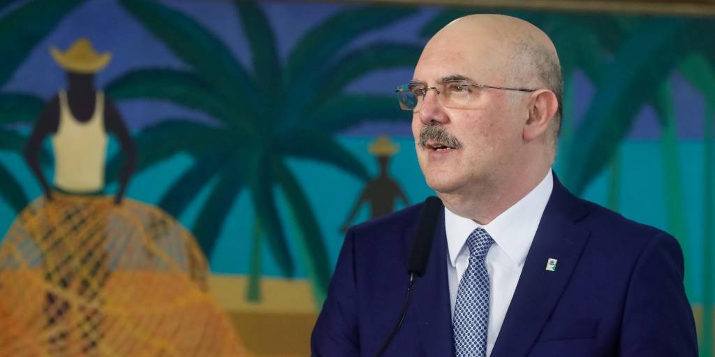 Ministro da Educação diz que responde a inquérito por defender a Bíblia