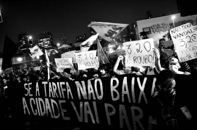 Movimento Passe Livre convoca atos contra o aumento de 20 centavos nas tarifas de ônibus, metrô e trens em São Paulo Movimento Passe Livre convoca atos contra o aumento de 20 centavos nas tarifas de ônibus, metrô e trens em São Paulo