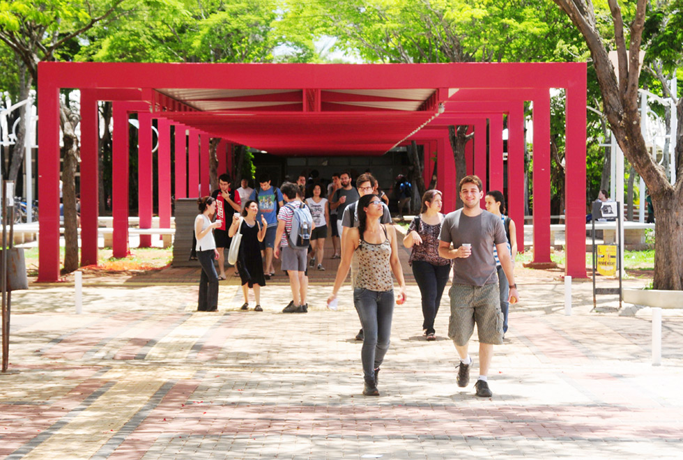 Estudantes na Unicamp