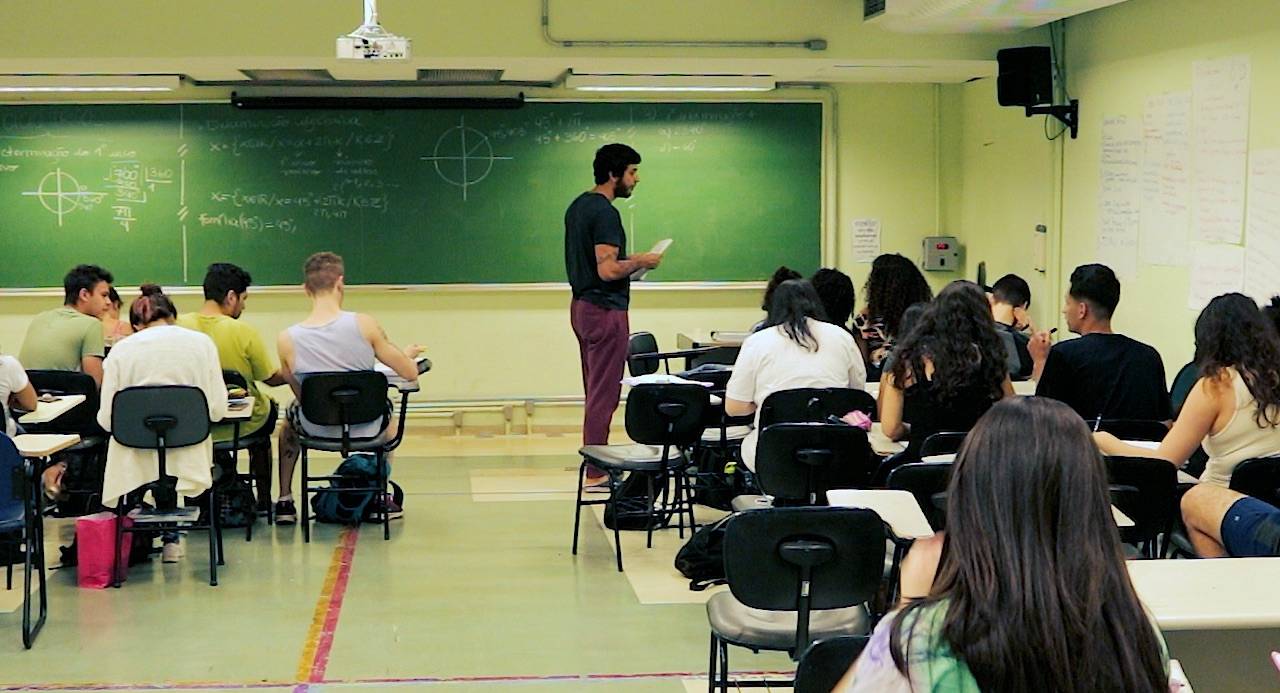 Cursinho popular Zilda Arns está com inscrições abertas até 28 de dezembro.