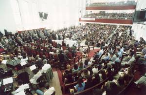 Culto na igreja Assembleia de Deus, no bairro do Brás, em São Paulo