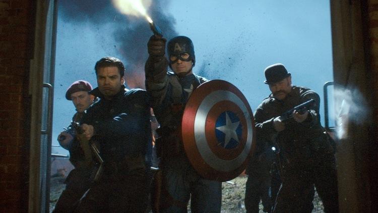 steve invade a base da hydra cena de capitao america o primeiro vingador