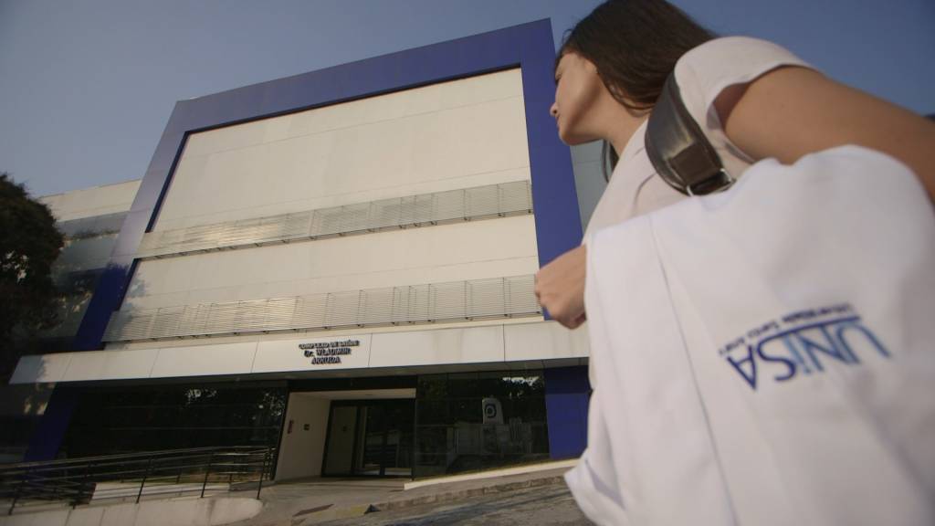 Curso de Medicina na Unisa é referência no país