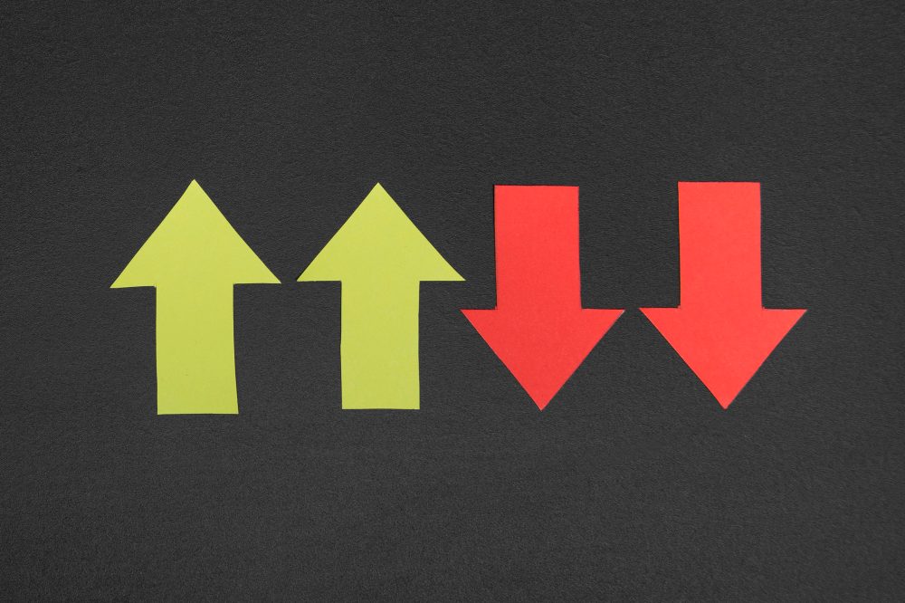Qual a diferença entre ascendente e descendente?