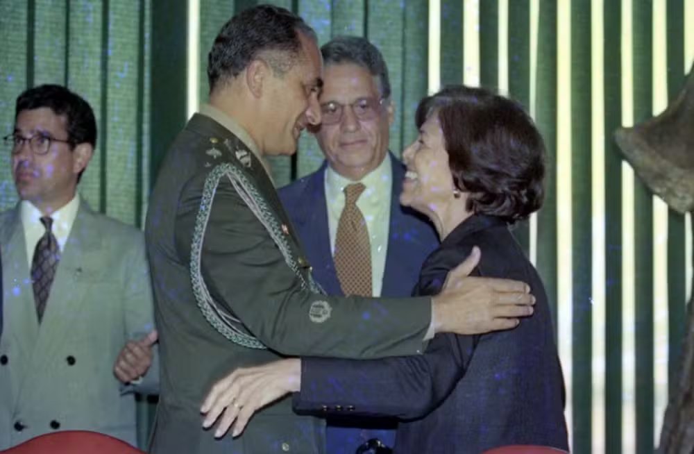 eunice-paiva-fhc Eunice Paiva recebida por representantes do governo FHC, no Palácio do Planalto
