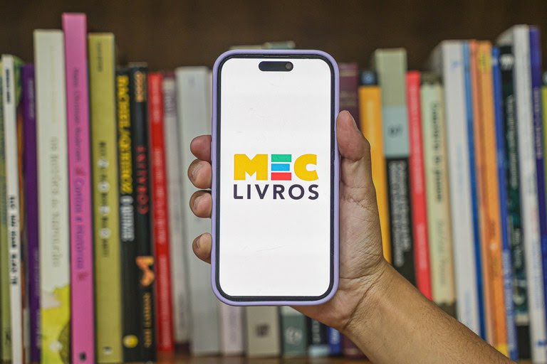 Aplicato_MEC_Livros